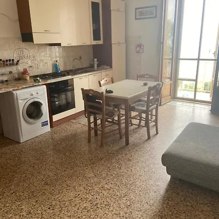 Affitto Solo Camera Matrimoniale In Appartamento Sul Mare