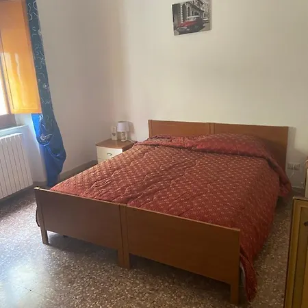 Affitto Solo Camera Matrimoniale In Appartamento Sul Mare Δωμάτια σε οικογενειακή κατοικία *